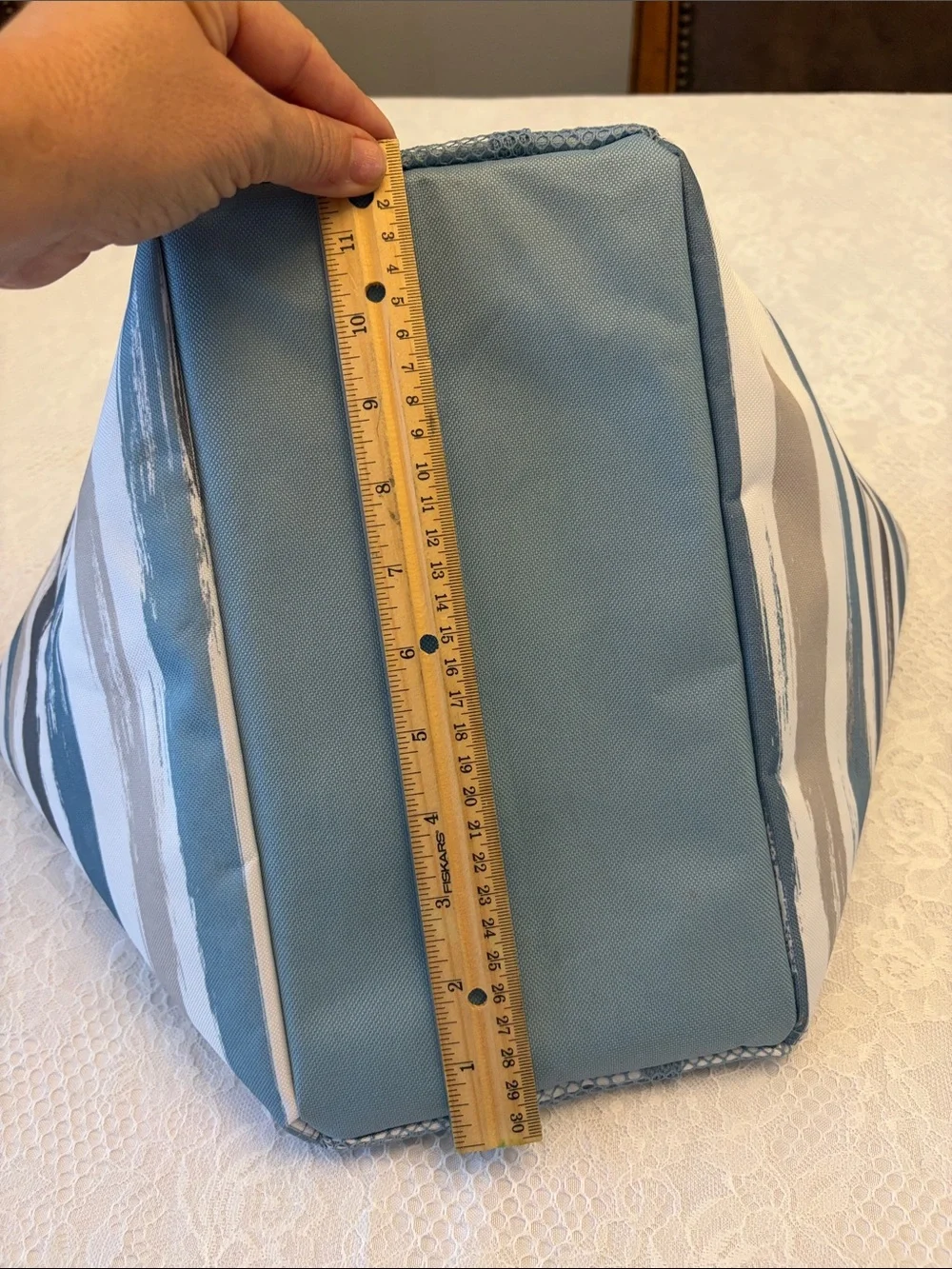 Thirty-One Brush Stroke Striped Blue and Gray Women’s Tote Bag